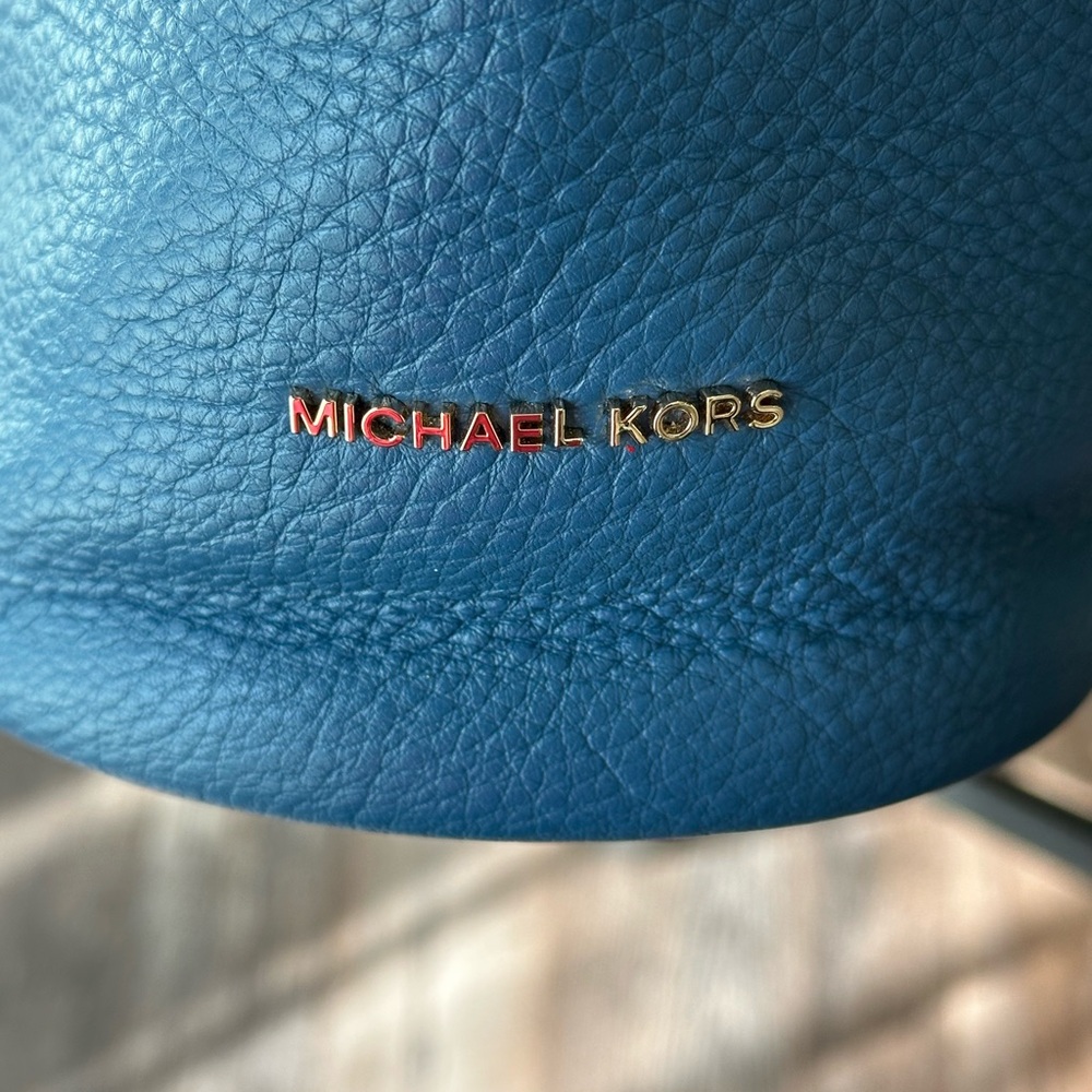 MK Sonny Bag/Wallet - Picture 3 of 14